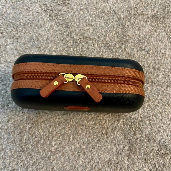Eric's Travel Men's / Women's Toiletry Box - Brown and Black - Picture 4 of 4
